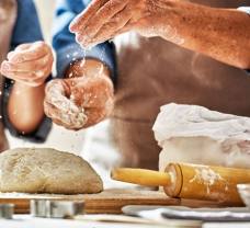 Házi kenyér és sós aprósütemények – süssünk úgy, akár egy profi