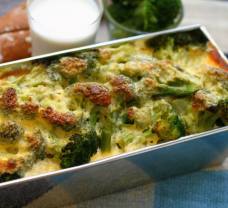 Spenótos-brokkolis lasagne