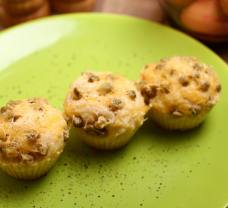Zöldséges-sajtos muffin